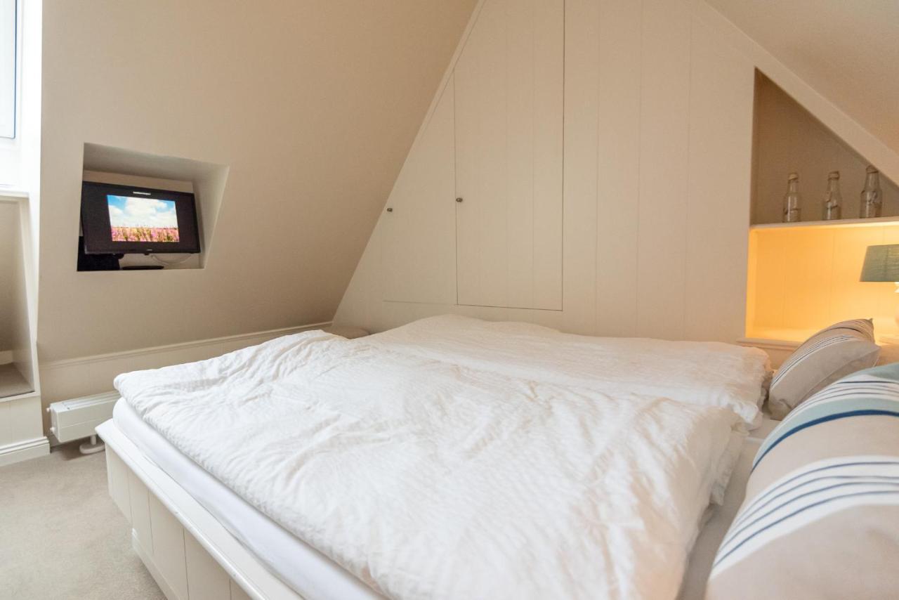 Apartment Haus Mittelstr Whg 4 Og Rechts *